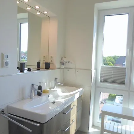 Penthouse Kiebitz, Am Alten Deich 18 7